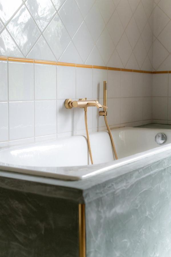 Chambres D'Hotes B&B - Chateau De Sienne Proche Avignon Orange Piscine Riviere Chusclan Bagian luar foto