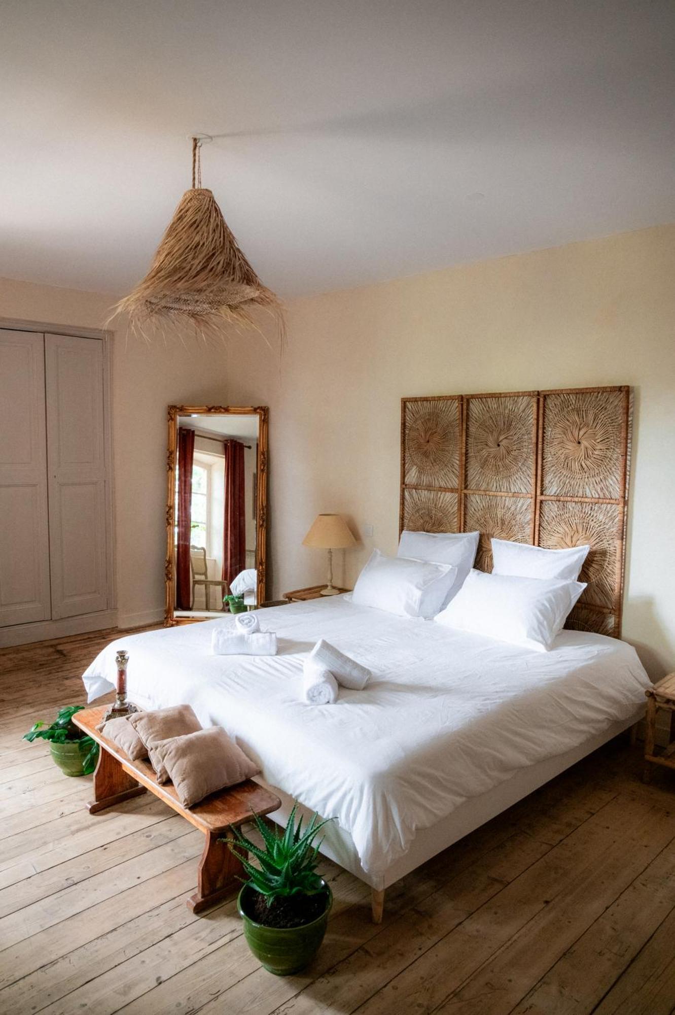 Chambres D'Hotes B&B - Chateau De Sienne Proche Avignon Orange Piscine Riviere Chusclan Bagian luar foto